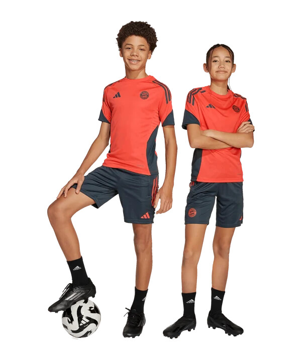 adidas fc bayern münchen träningsshorts barn vita