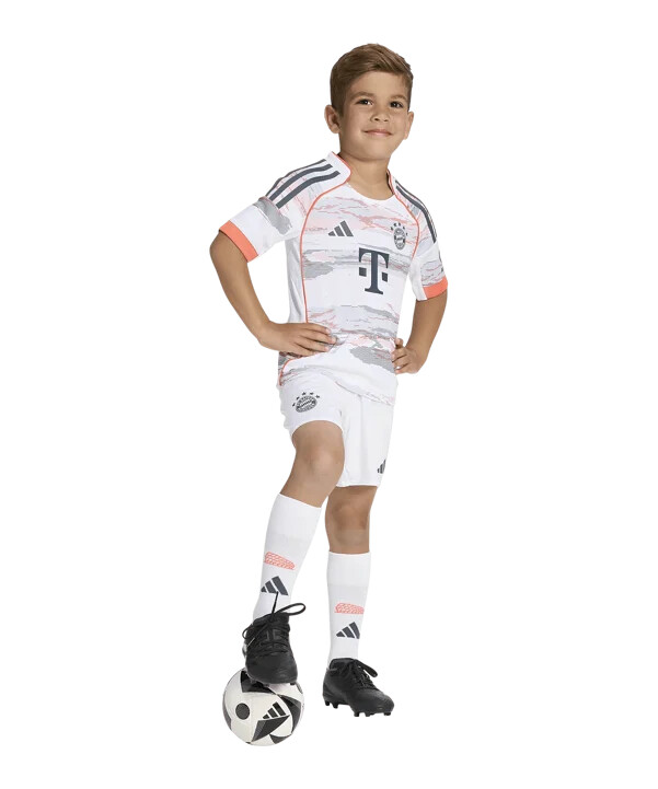 adidas fc bayern münchen minitröja bortatröja 202526 barn vit