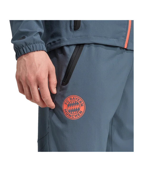 adidas fc bayern münchen tech travel byxor grå