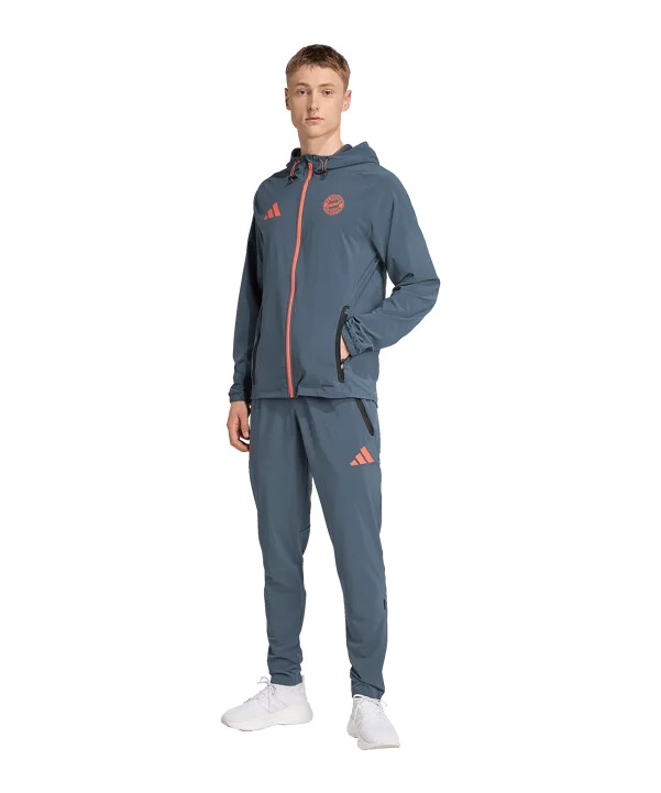 adidas fc bayern münchen tech travel byxor grå
